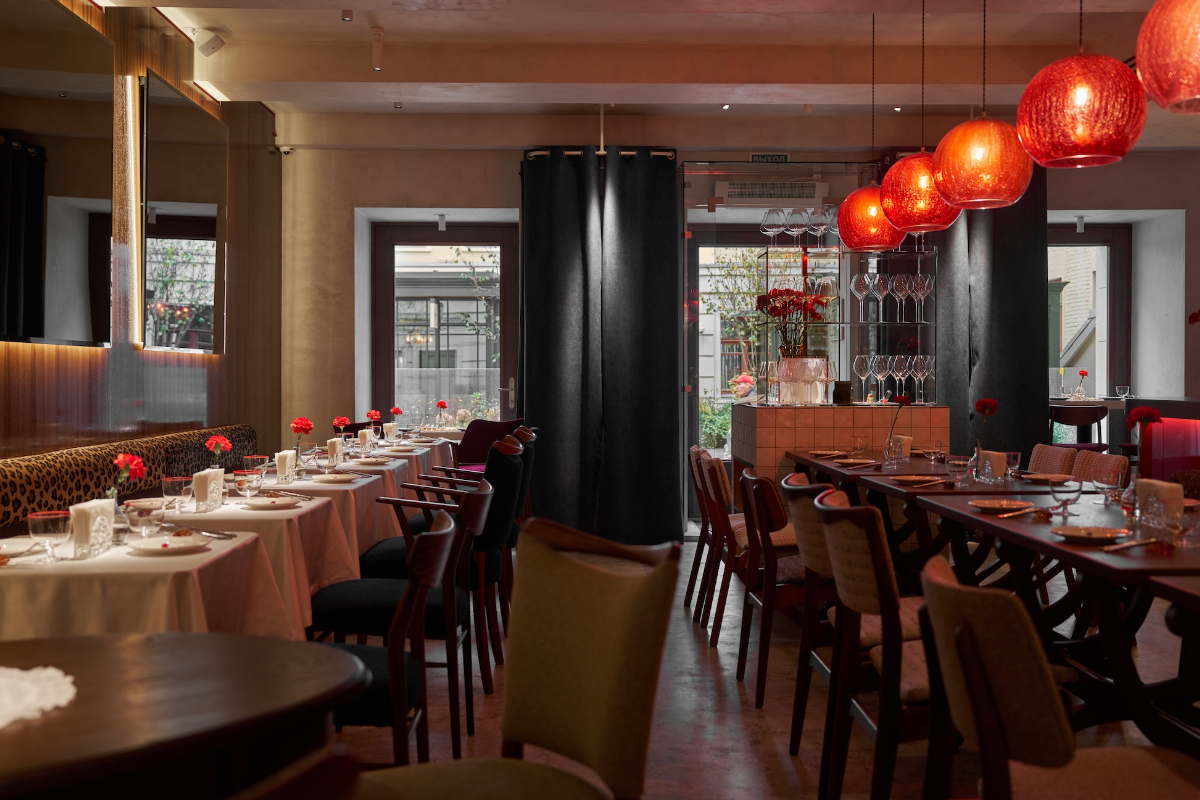 Ресторан «Дебют» открылся в Столешниковом переулке